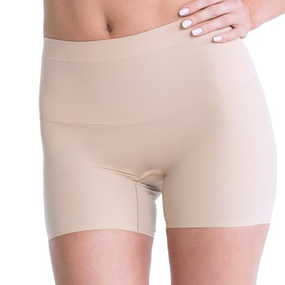 Spanx Shape My Day Girl Short Nude Tan Medium M #SS7215